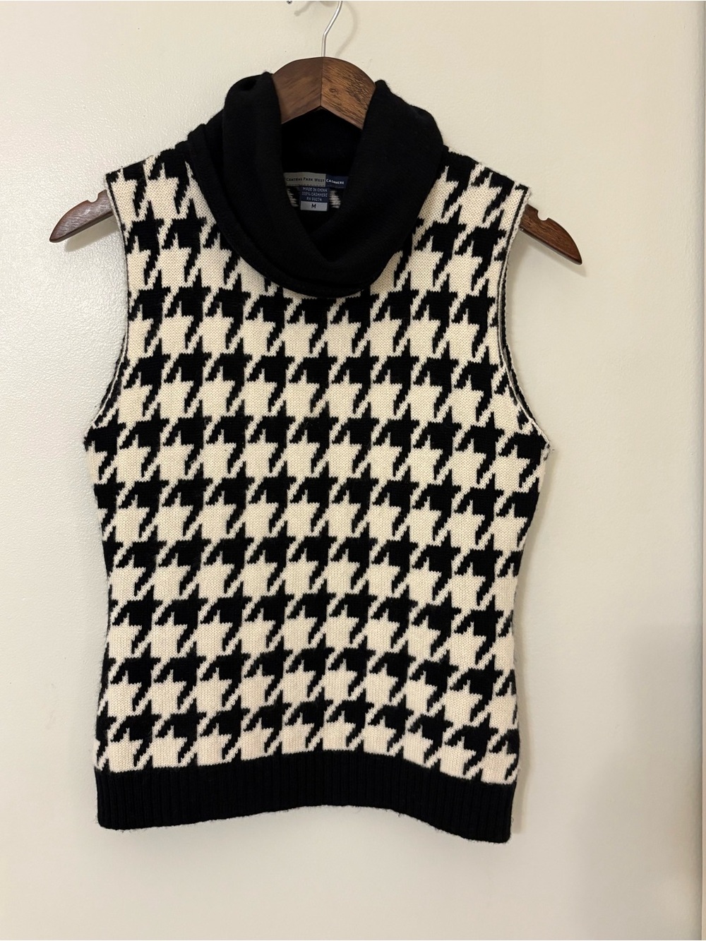 Central Park West 100% Cashmere Sleeveless Houndstooth Turtleneck Sweater Sz:M